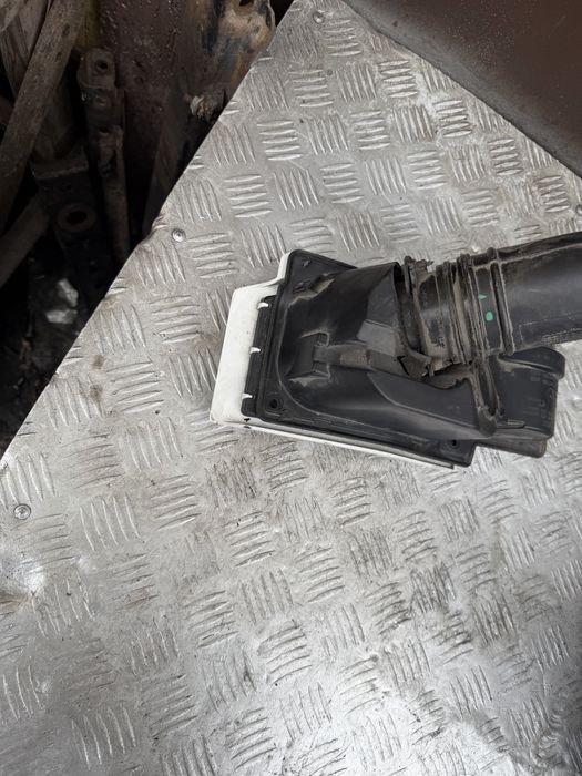 Лючок бензобака рено трафик 18 год renault travic 3 vivaro