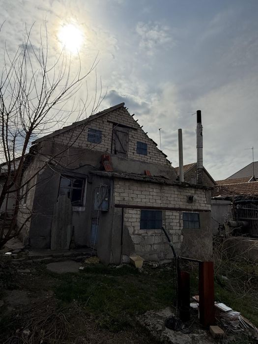 Продаю будинок в центрі Тернівки