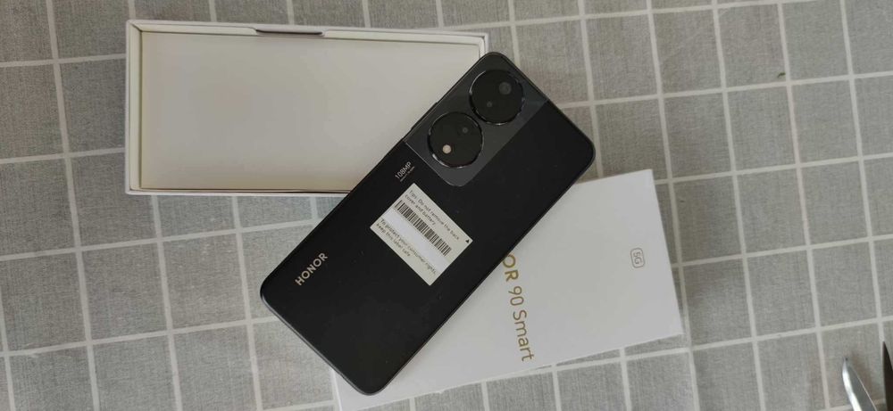 HONOR 90 5G 4/128GB Telemóvel