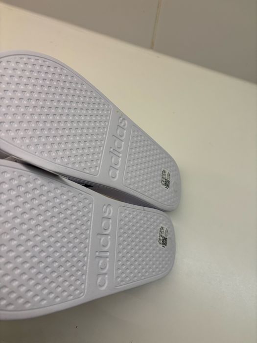 Klapki Adidas Classic cloudfoam 43/44  new pro