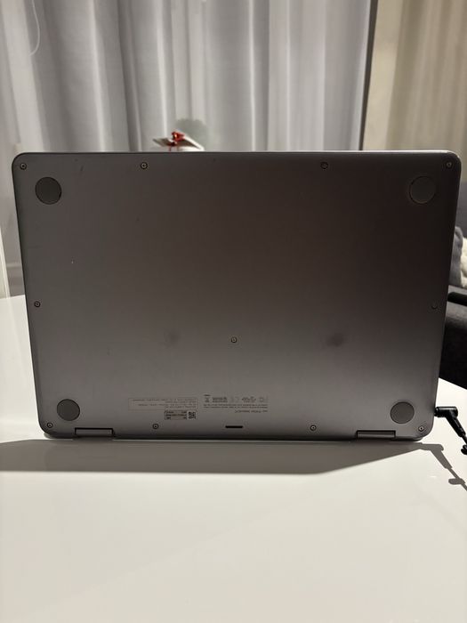 Laptop Asus ekran dotykowy 360