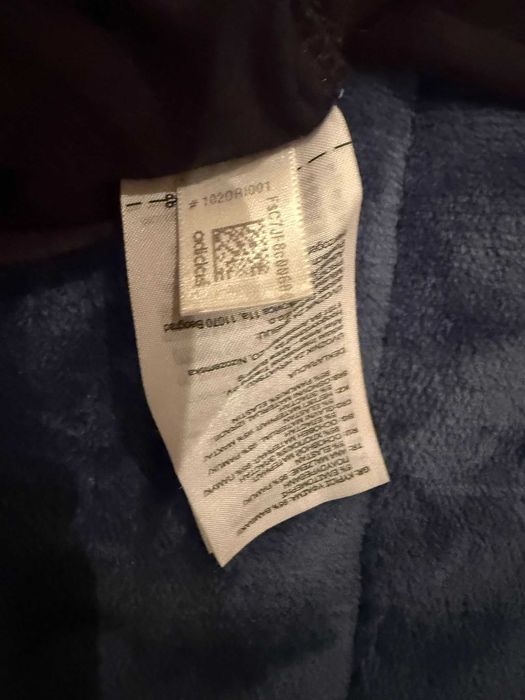 Adidas T-shirt Preta