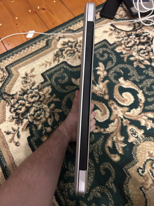 Apple macbook pro 2010 15