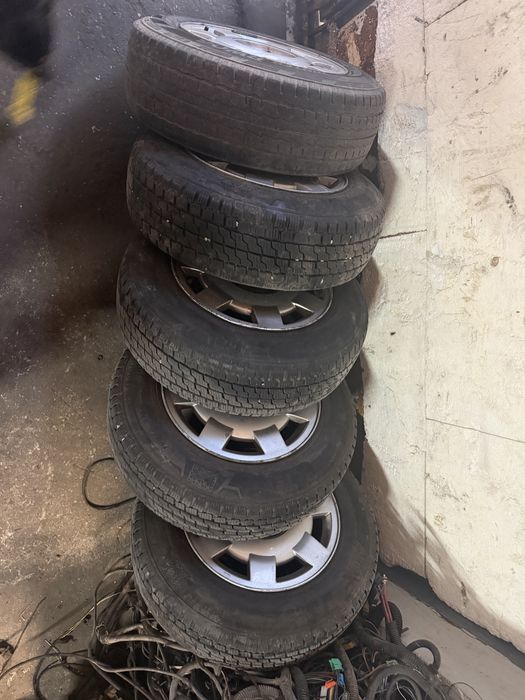 VW T4 Multivan ALUFELGI R 15 z oponami 7 mm komplet faktura