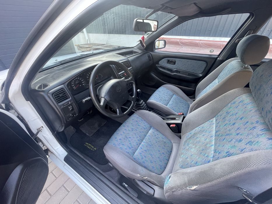 Nissan Almera SR com A/C