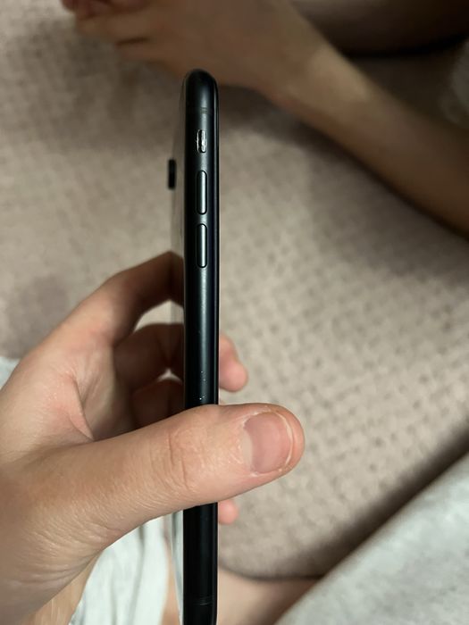 Продам айфон xr на 128гб