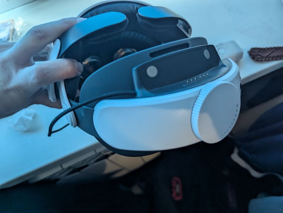 Meta quest 2 128 gb + кріплення bobovr