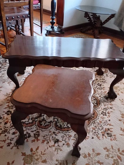 Coffee Tables or Side Tables64284151610241122