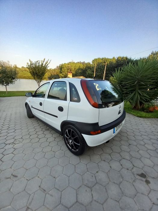 Opel Corsa C Sport foto 2