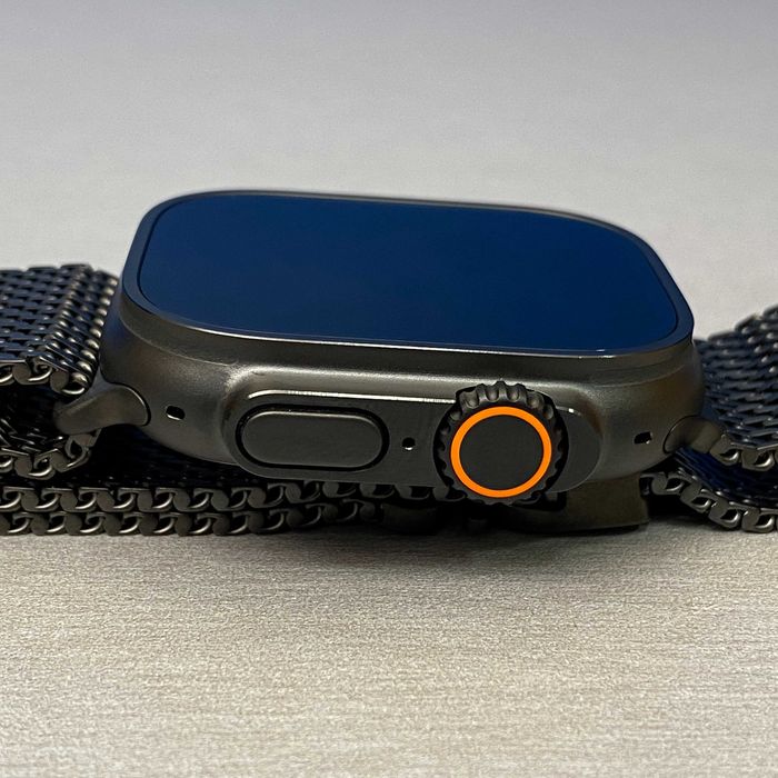 Apple Watch Ultra 2 (Black Titanium) – 49 mm – Titanium Milanese Loop64284413587075124