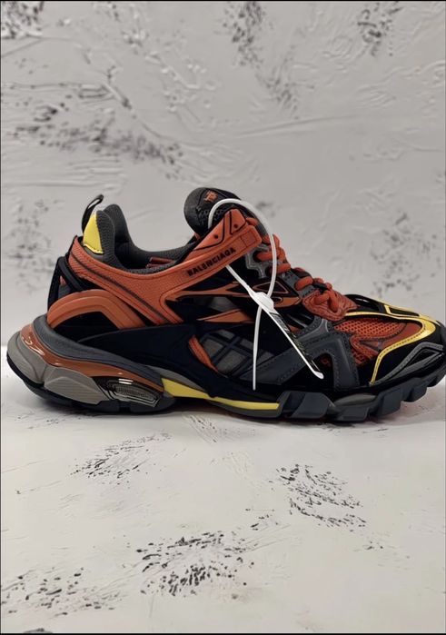 Баленсиага траки 2