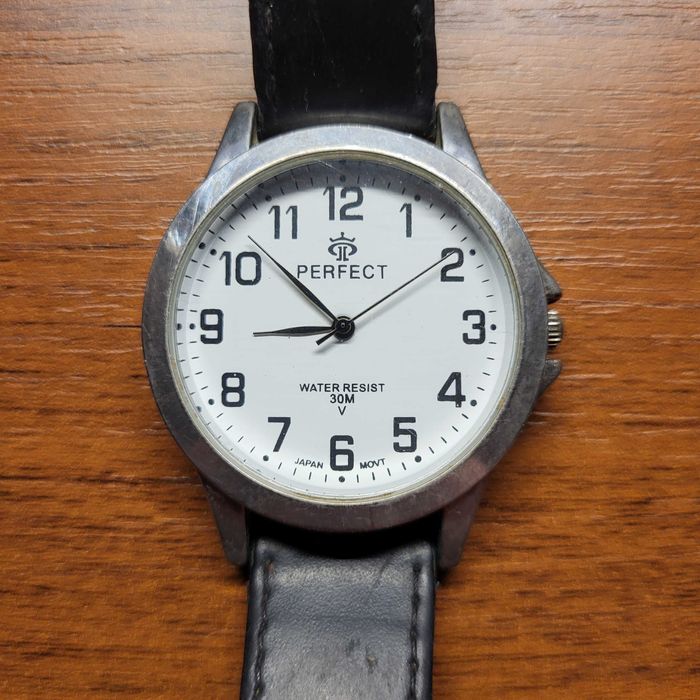 Zegarek Perfect 134