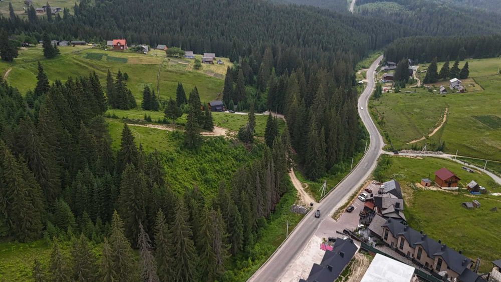 Земельна ділянка 60 соток у Яблуниці | 5 км до Буковеля | світло 100 кВт