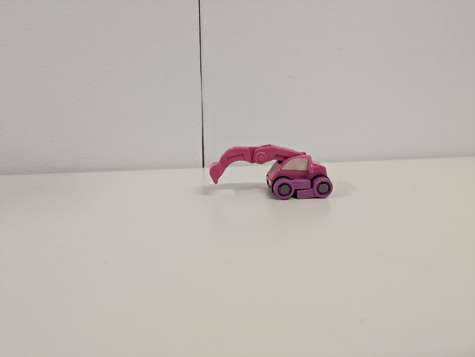 Transformers Ovo Kinder – Escavadora que se transforma em Mamute