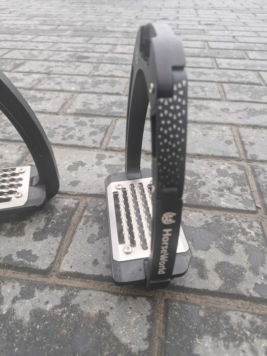 Strzemiona bezpieczne metalowe