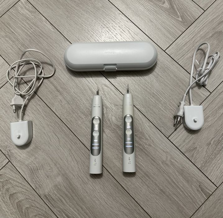 Електричні зубні щітки (2шт Philips Sonicare DiamondClean
