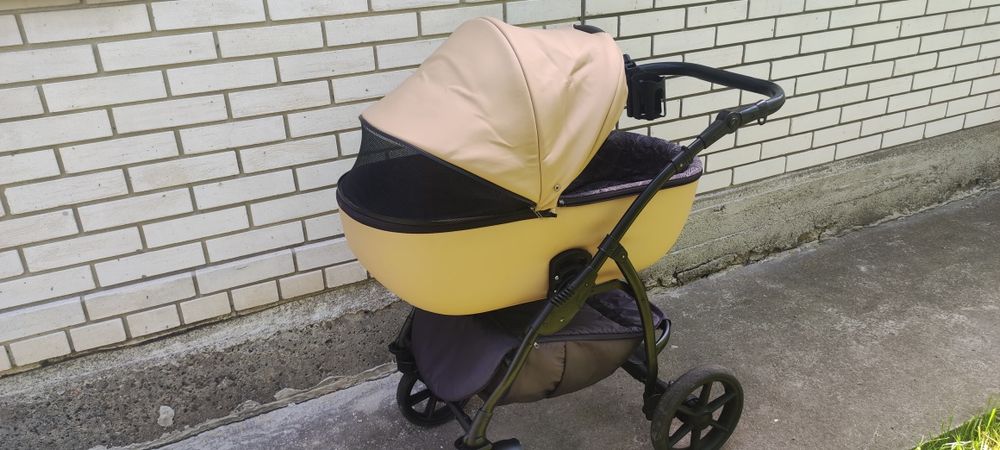 Коляска Victoria Gold Classic 2в1