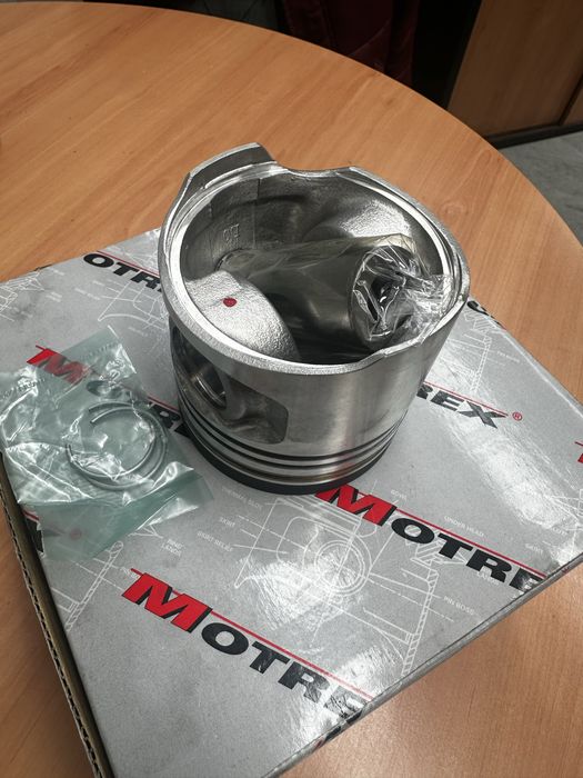 4x Pistoẽs Jeep Grand Cherokee WJ 3.1TD 140cv Motor VM