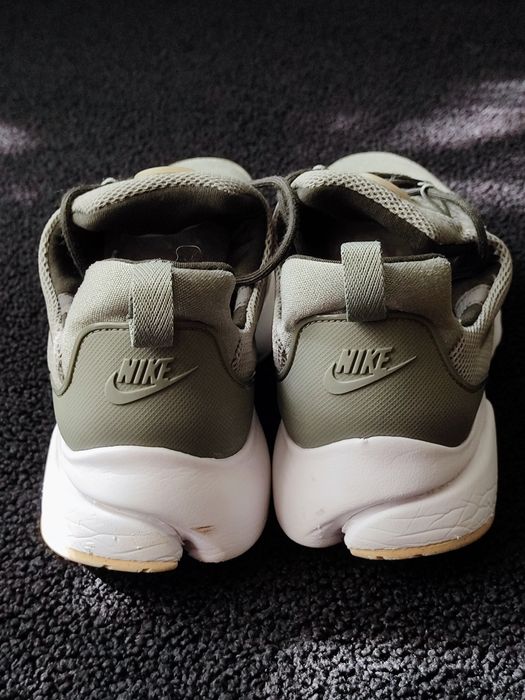 Nike Air Presto Fly