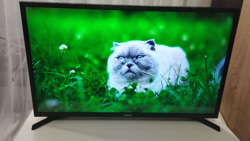 Телевізор smart Samsung ue32t5300