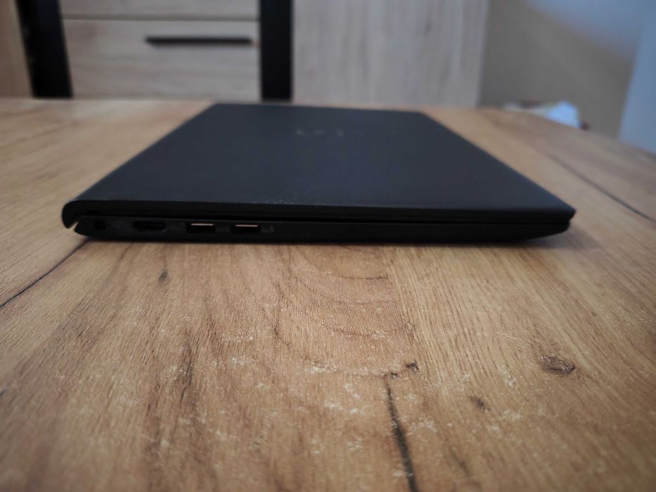 Laptop Dell Vostro 3510 | 16 GB RAM | SSD 512 GB | Windows 11 Pro | Stan BDB + Ładowarka
