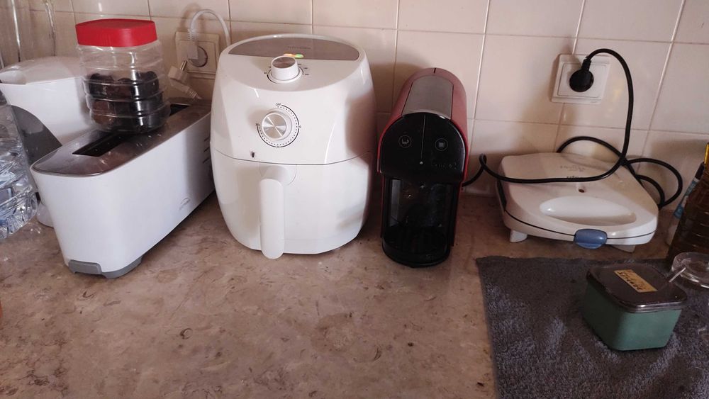 Vendo utensílios de cozinha