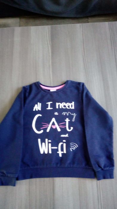 Bluza granatowa z kotkiem roz.128