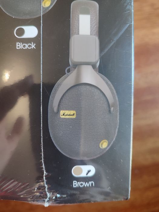 Fones de ouvido sem fio Marshall Monitor III BT60