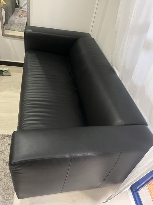 Sofa semi novo. Pouco usado.