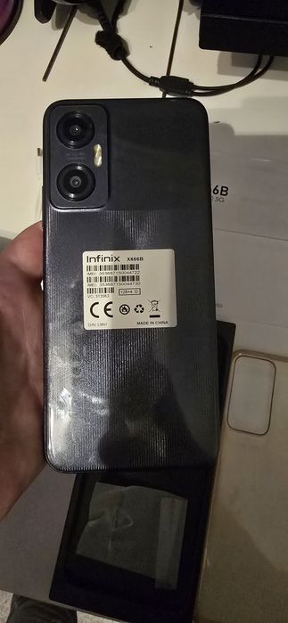 Smartfon Infinix Hot20 5G