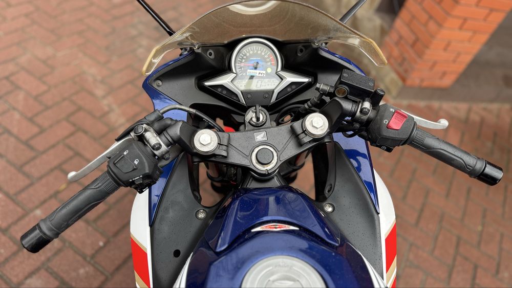 Honda CBR250R 2012 рік