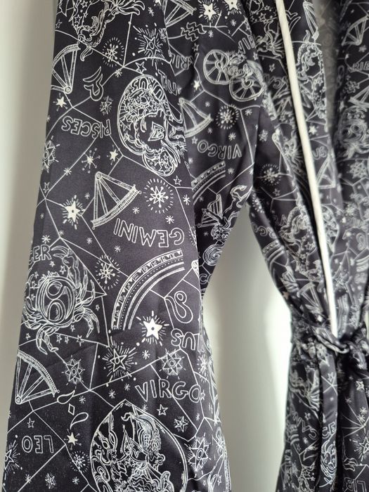 Tommy Hilfiger & Zendaya - nowy szlafrok Zodiac - S/M