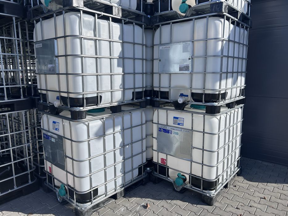 MAUZERY 1000L. Zbiorniki na wodę.