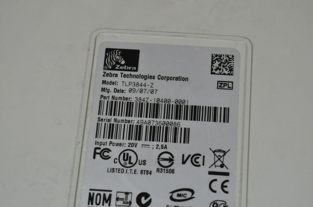 Принтер Zebra TLP3844-Z, 300DPI. Печатает на бумаге, ткани, оракале