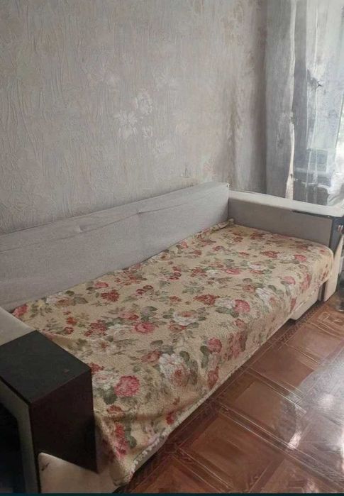 Ортопедичний диван-ліжко з ламельною основою та матрацом