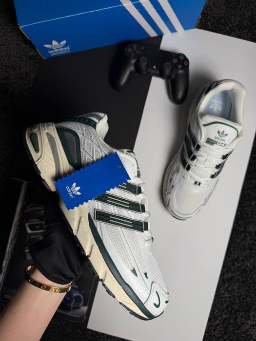 Чоловічі кросівки адідас Adidas Adistar Cushion White Green Beige [41-46]