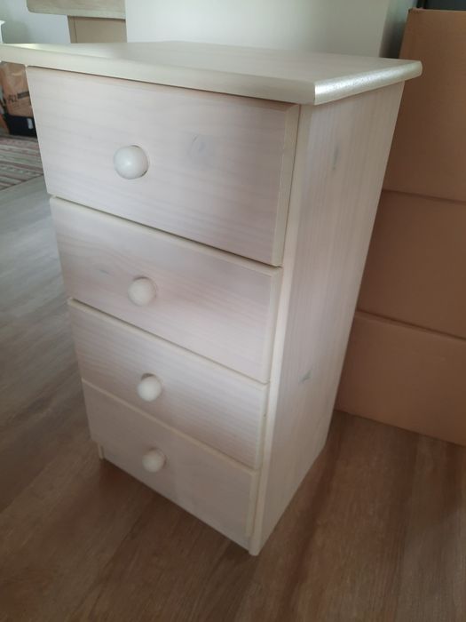 Mesa de cabeceira NOVA