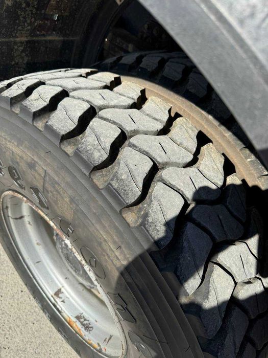 Самоскид повнопривідний з 25 кубовим герметичним кузовом