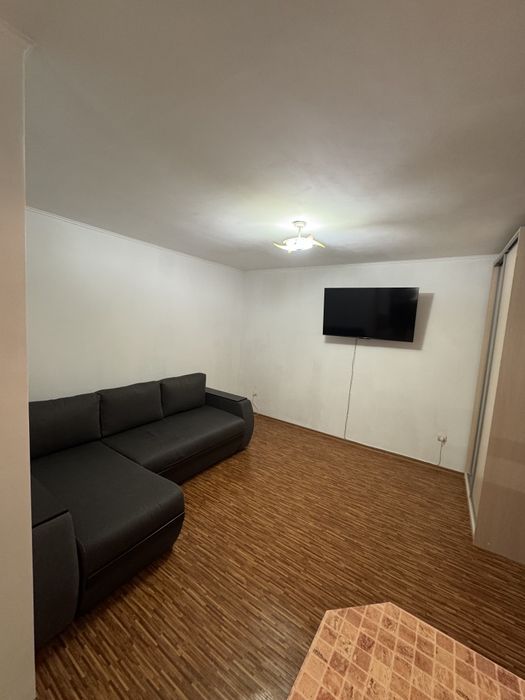 Затишна квартира-студія  | 1 поверх | 700-річчя | світло не вимикають