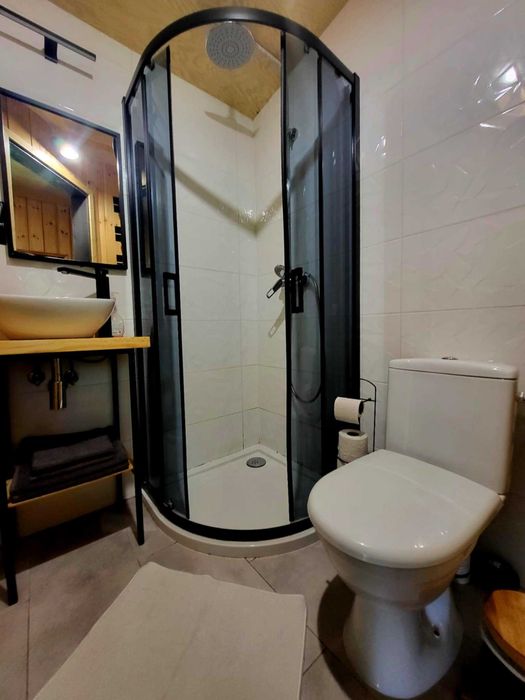 Domek z sauną nad jeziorem