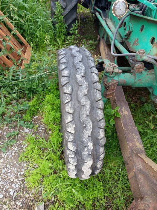 Екскаватор ЮМЗ 6