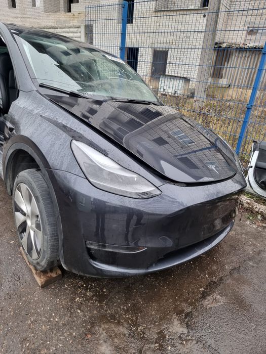 Разбор Tesla MY PN01