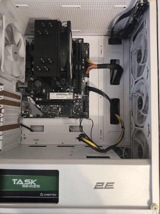настольный компютер ryzen 5 5600x без відеокарти