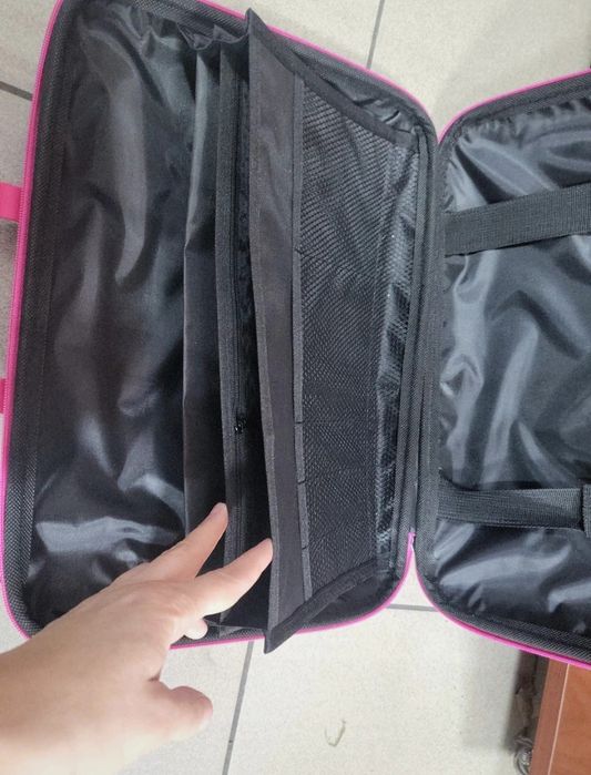 Aktówka różowa na laptop 15,6 cali wymiary 40×29 cm