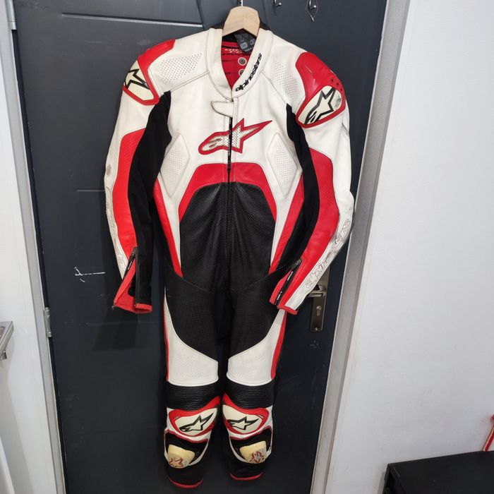Kombinezon motocyklowy skórzany Alpinestars – 1-częściowy
Sprzedam pro