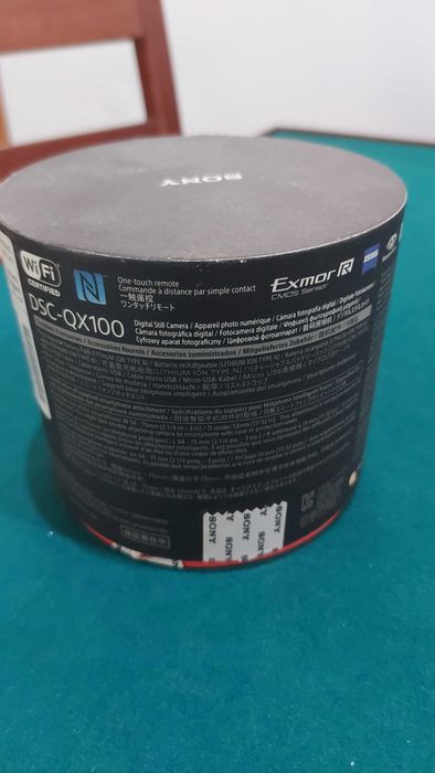 Sony Cyber-shot DSC-QX100 – Câmera Premium Wi-Fi / Carl Zeiss