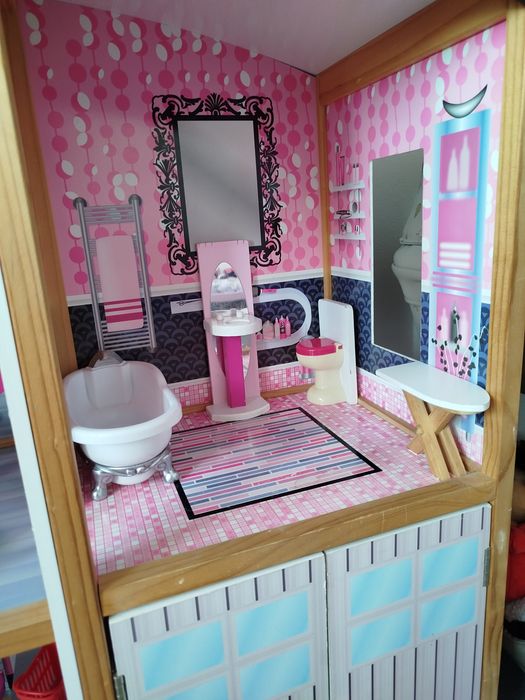 Ogromny domek rezydencja Kinder Kraft