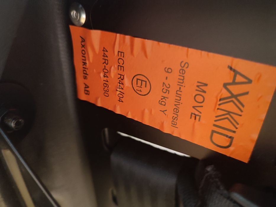 Fotelik Axkid Move 9-25kg