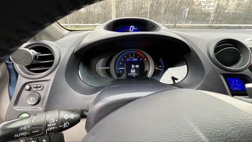 Продам Honda Insight/Гибрид