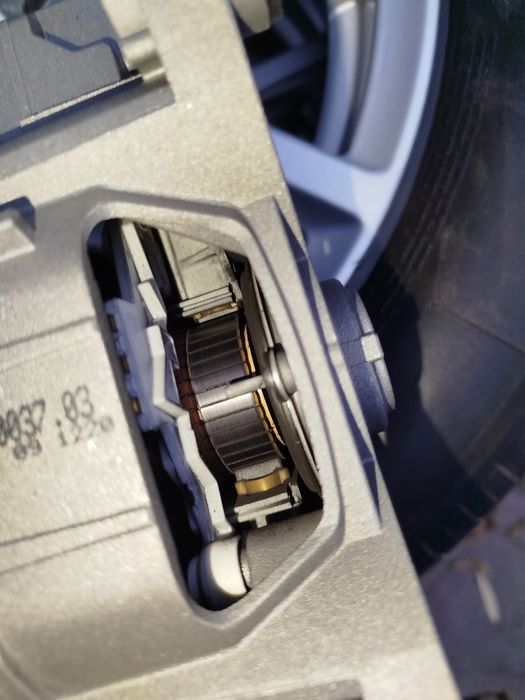 Двигун пральної машинки Siemens E14 (151 60037.03)